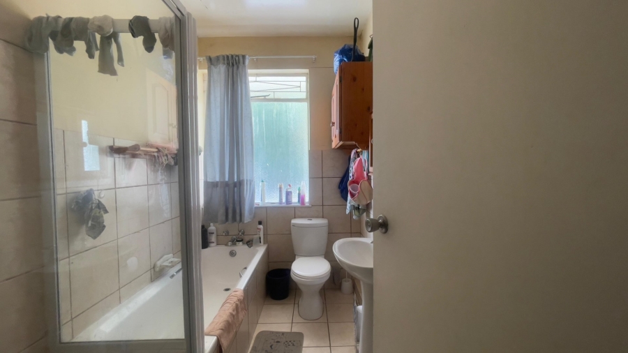 2 Bedroom Property for Sale in Navalsig Free State